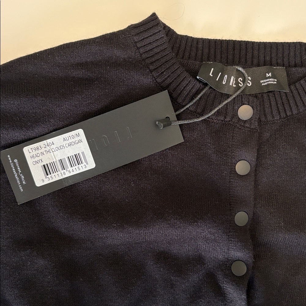 Lioness Head In The Clouds Cardigan in Onyx Size M - Picture 3 of 4